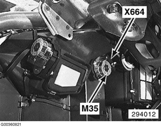 G00360821