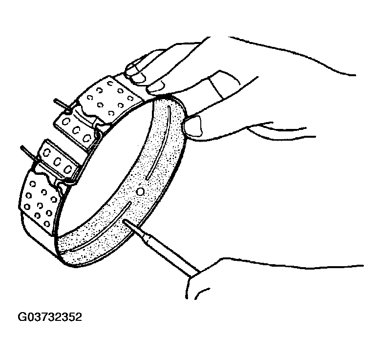 G03732352